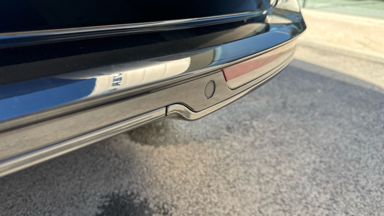 Land Rover Range Rover 3.0 D300 SE 4dr Auto Diesel Estate